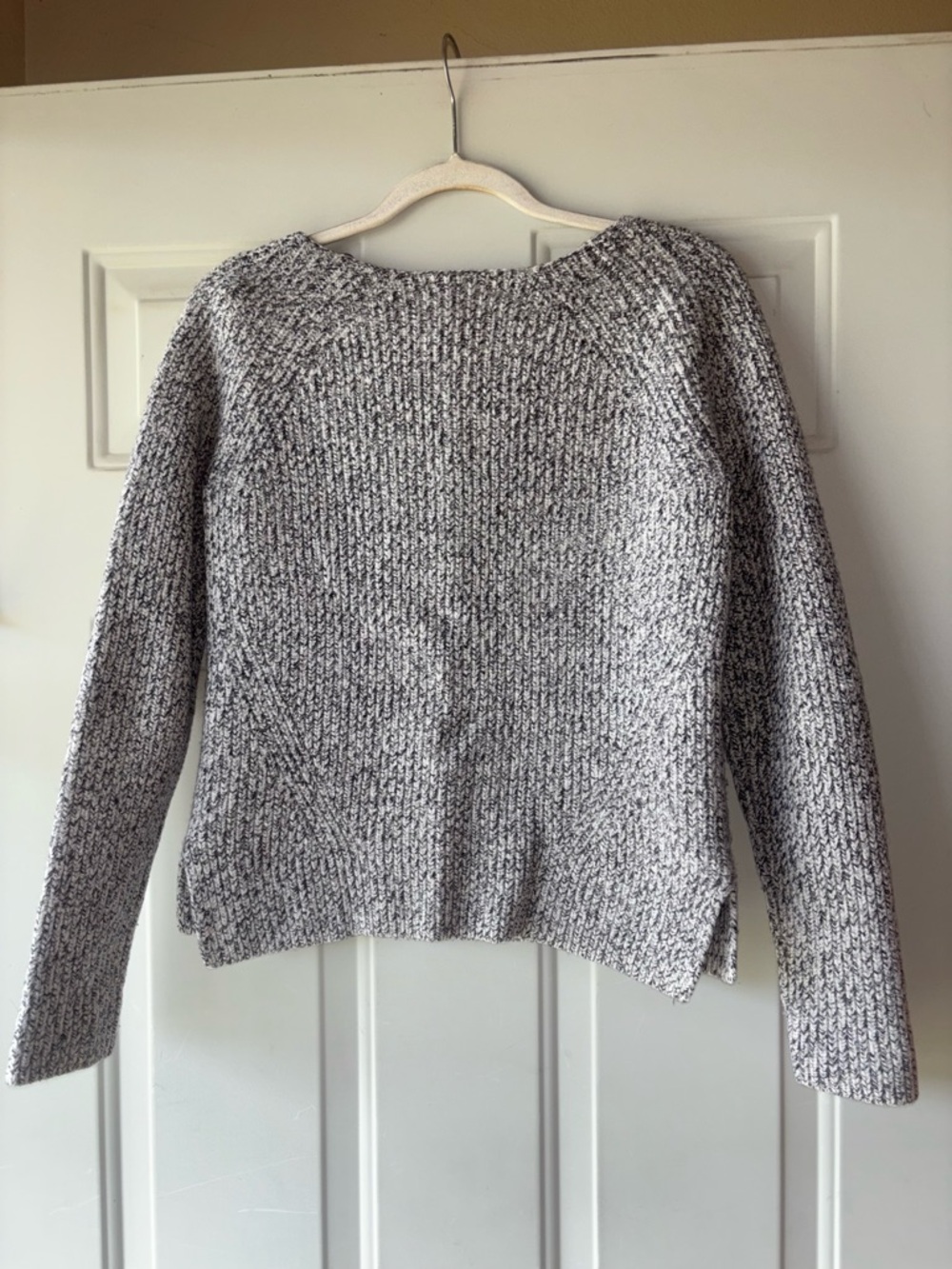 Everlane gray wool marled sweater size S - Picture 3 of 3